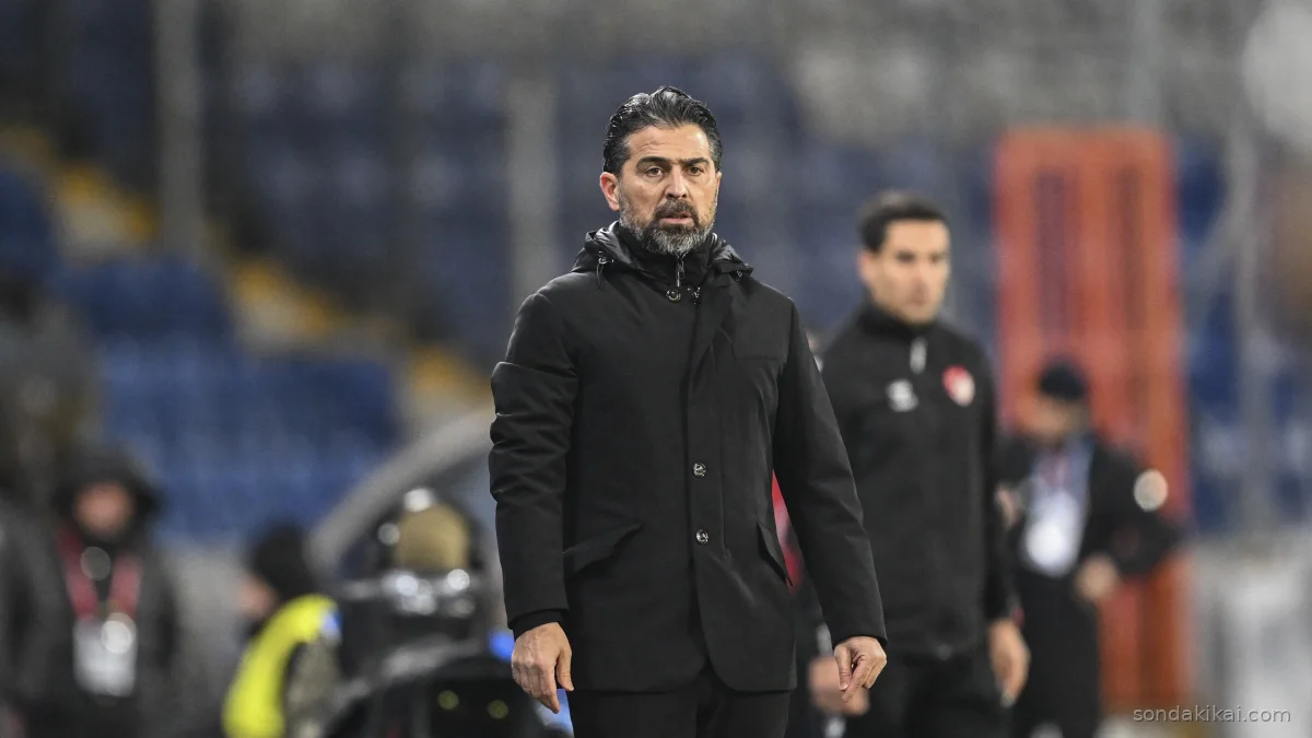 Konyaspor'da Düzlüğe Çıkış Mücadelesi: Palut'tan Net Mesaj