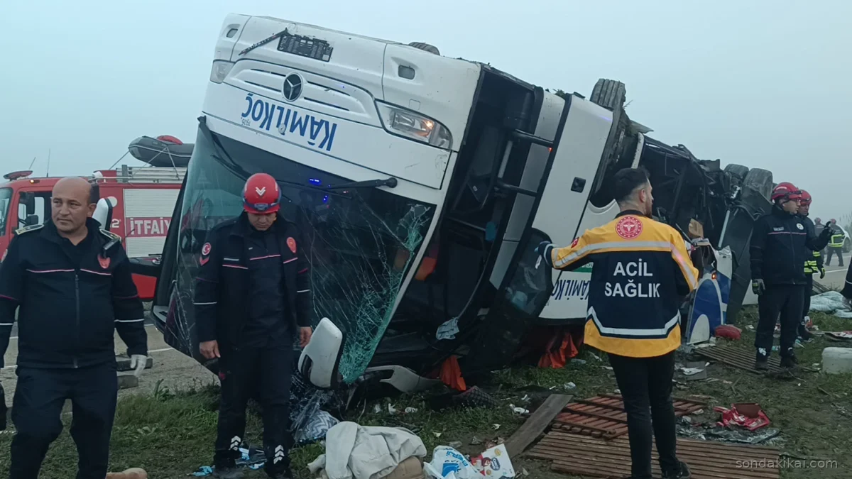 Adana Kozan'da Otobüs Faciası: İki Can Yitirildi, Yolcular Tedavide