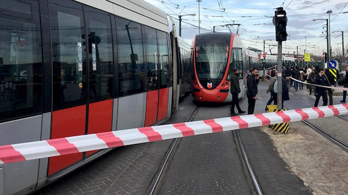 Fatih'te Korkutan Tramvay Kazası: İstanbul Ulaşımında Büyük Aksamalar