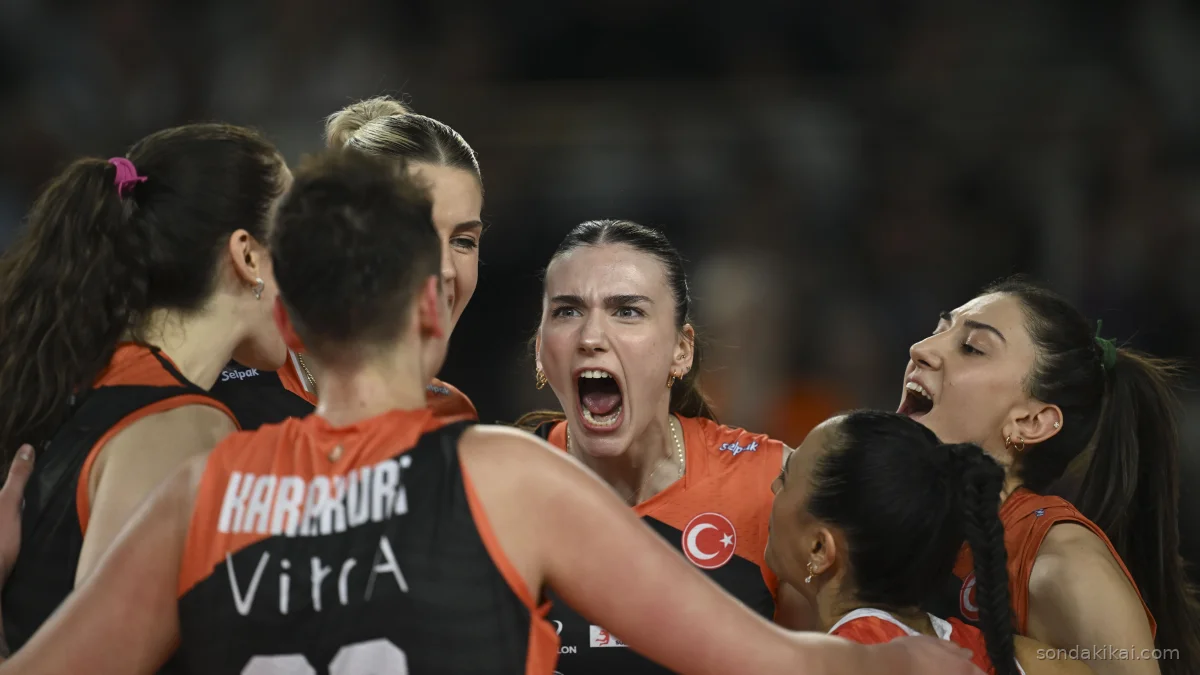Sultanlar Ligi Play-off'unda Dev Hesaplaşma: Eczacıbaşı-VakıfBank!