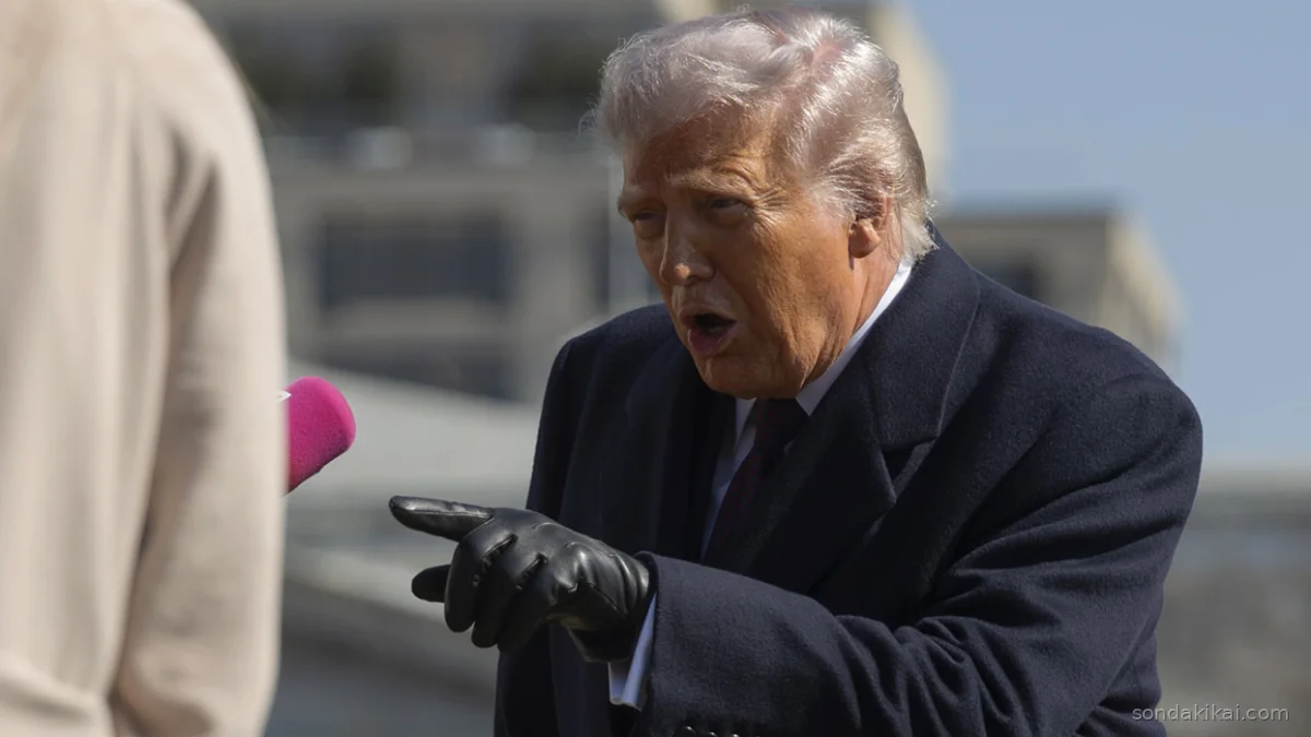 Trump'tan İran'a Yeni Tehdit: 'Büyük Dalga Yaklaşıyor'